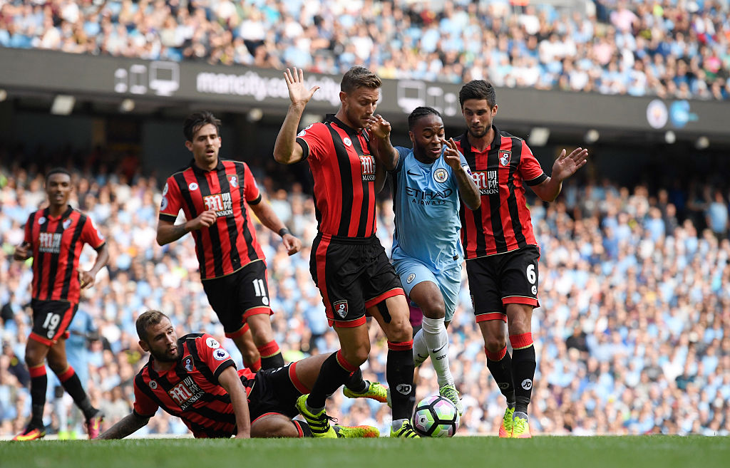 奥赖利：我们不应过分关注阿森纳，踢左后卫让我有更大自由度（奥赖利：不必过分关注阿森纳，司职左后卫让我发挥更自由）