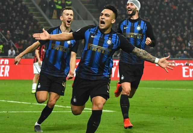 勇士官方：库里恢复进展良好，已经开始进行个人场上训练（勇士官宣：库里恢复顺利，已开启个人场上训练）