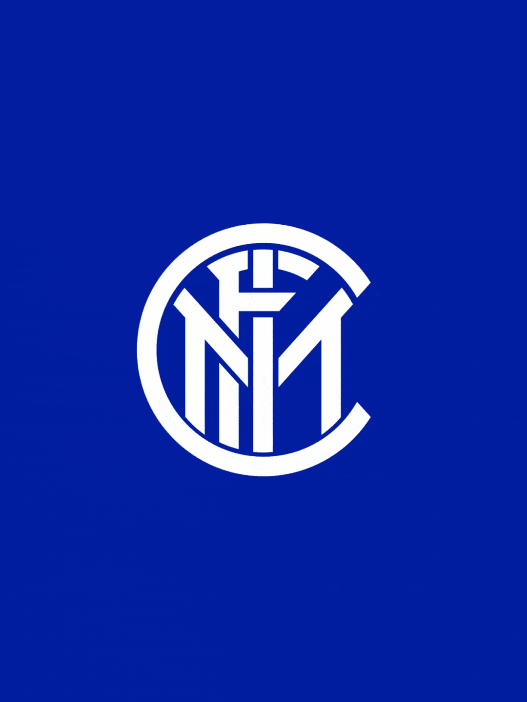 韩国女星穿曼联曼城球衣聚餐。左边是韩国国门金承奎...