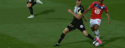 消息人士透露，拜仁对从曼联挖角充满信心，双方已就一月份的重磅交易展开谈判。