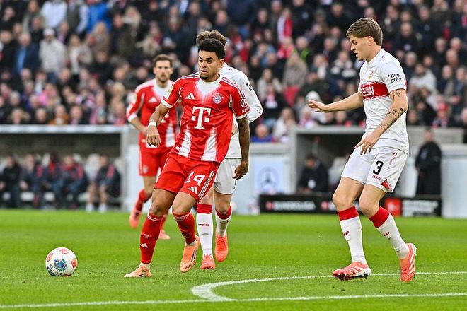 巴尔达诺批皇马球员：阿隆索能力出众，是球员们不愿跑动（巴尔达诺抨击皇马：阿隆索表现抢眼，队友不愿跑动）