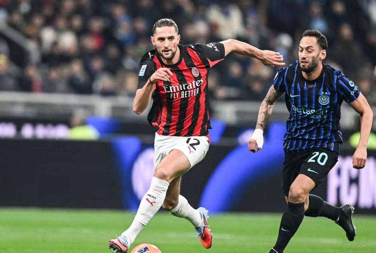 德转英超俱乐部身价排名：阿森纳12.9亿第1、曼城切尔西二三位（德转发布英超俱乐部身价榜：阿森纳以12.9亿登顶，曼城、切尔西分列二三位）