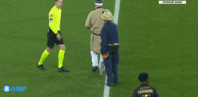 官方：奥格斯堡主帅瓦格纳下课，鲍姆临时接任（奥格斯堡官宣：解任主帅瓦格纳，鲍姆出任临时主帅）